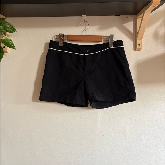 Patagonia Nylon Shorts ( Size 4) - Picture 2 of 5